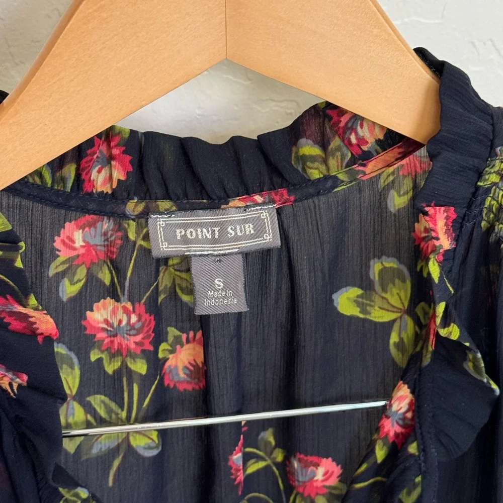 J.Crew Point Sur Silk Navy Floral Ruffle Sleeveless Blouse Chiffon Popover Small - Picture 2 of 4